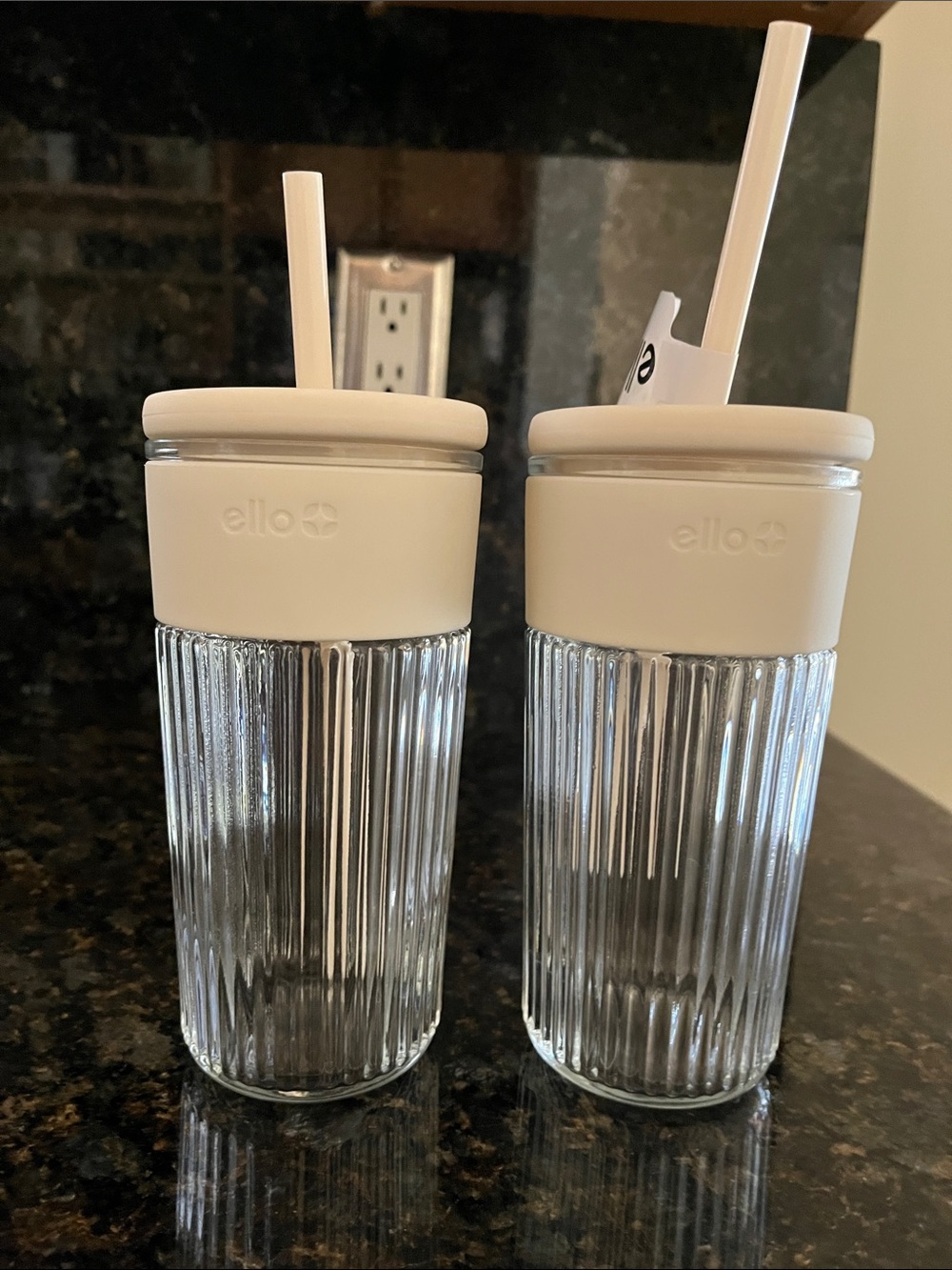 Glass Tumbler with White Lid & Straw - Set of 2